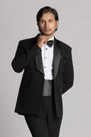SHAWL TUXEDO SET WITH BLACK EMBROIDERY WORK