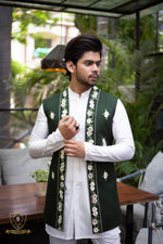 Load image into Gallery viewer, Green Embroiderd Jacket

