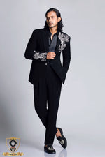 Load image into Gallery viewer, Deer Embroiderd Tuxedo Set
