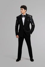 Load image into Gallery viewer, HORSE TUXEDO SET WITH BLACK CUT BEADS WORK
